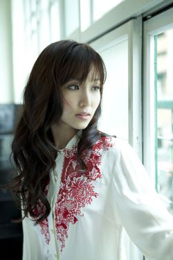 小丹慢慢张开了双腿